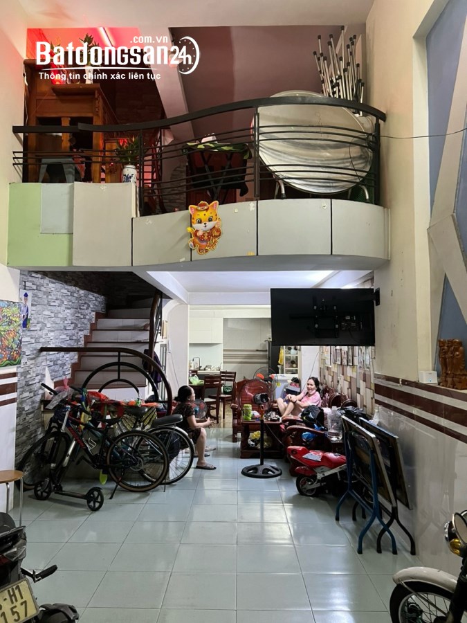 Bán nhà Đường Nguyễn Duy Dương, Phường 8, Quận 5