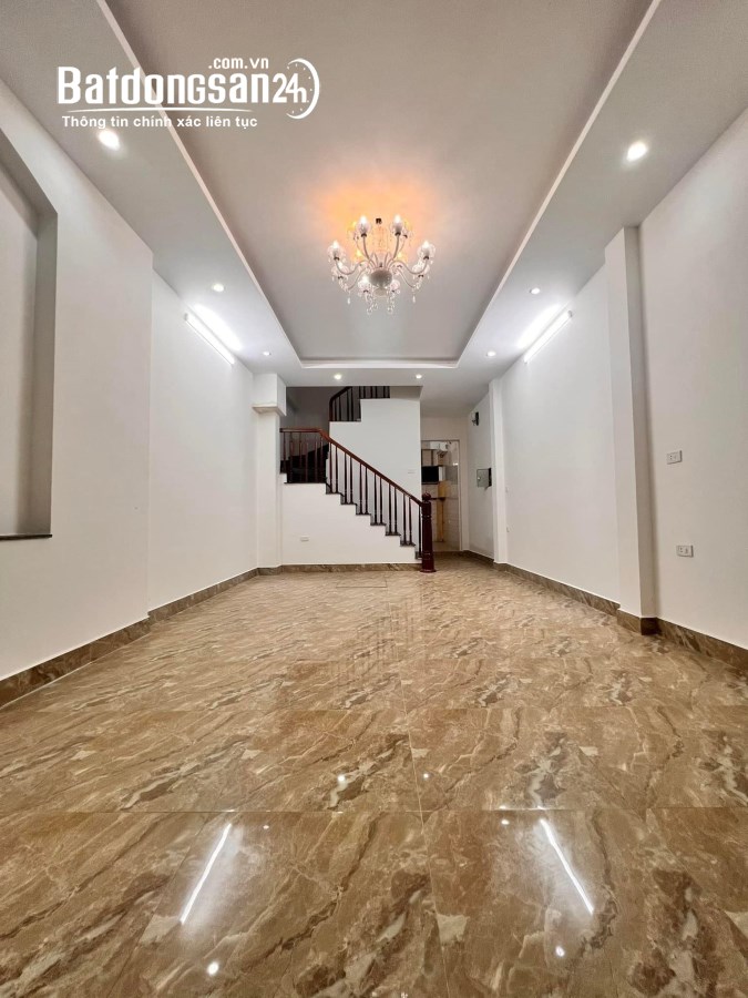 Bán nhà mặt phố Phố Láng Hạ, Phường Láng Hạ, Quận Đống Đa