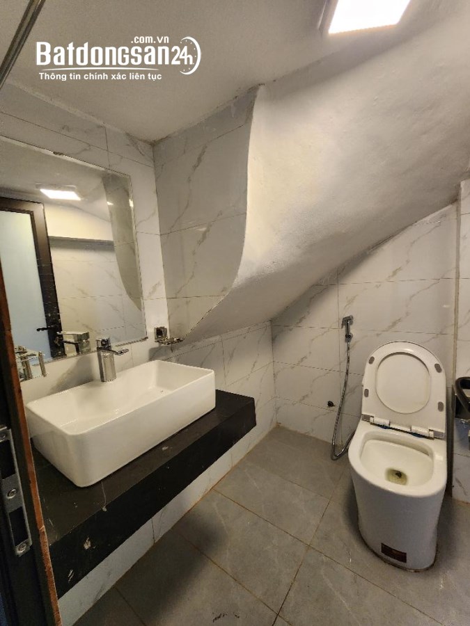 BÁN NHÀ NGÕ TRƯƠNG ĐỊNH, 40M2, GẦN MẶT PHỐ, 5 TẦNG, SĐCC