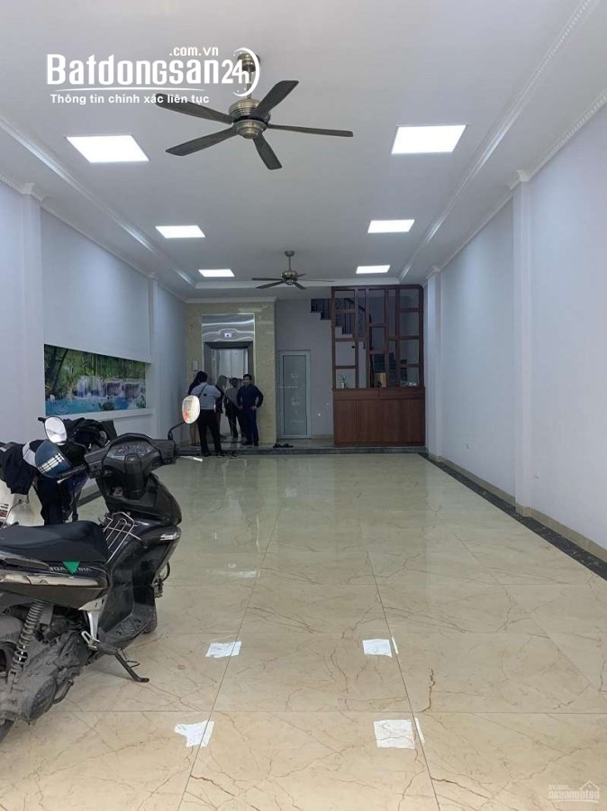 Cho thuê nhà ngõ 195 phố Trung Kính. DT 60m2 x 6 tầng xây thông có Thang Máy, ĐH