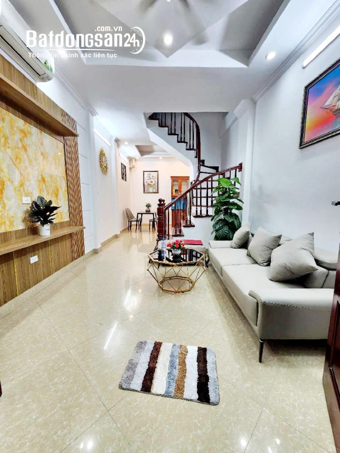 Bán nhà phân lô vip phố 8.3, vỉa hè,ô tô tránh, nhà mới-ở luôn, 48m x 4 tầng,8.79 TỶ