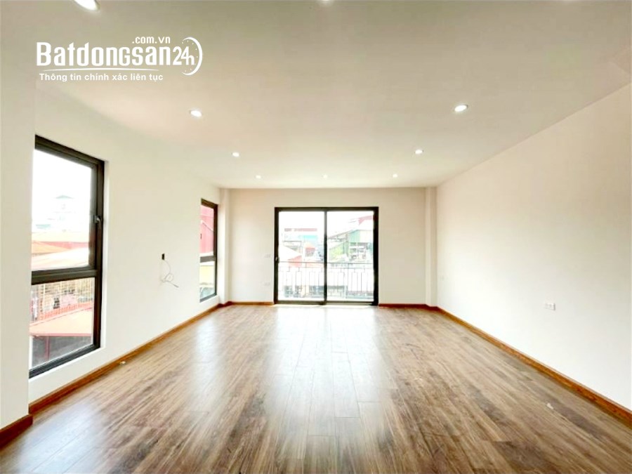 Bán nhà phân lô vip phố 8.3, vỉa hè,ô tô tránh, nhà mới-ở luôn, 48m x 4 tầng,8.79 TỶ