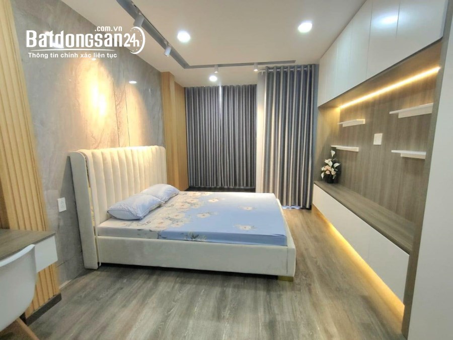 chỉ 6.99 tỷ,vào ở ngay,hẻm xe hơi đỗ cửa Hoàng Hoa Thám,Phú Nhuận,4 tầng,4PN,56M2