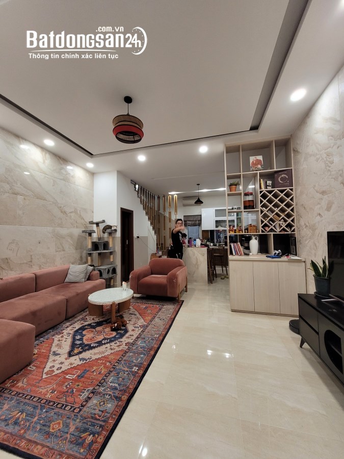 Bán nhà phố Full Nội Thất Park Riverside, Hoàn Thiện Cao Cấp, Bán 7,750 Tỷ
