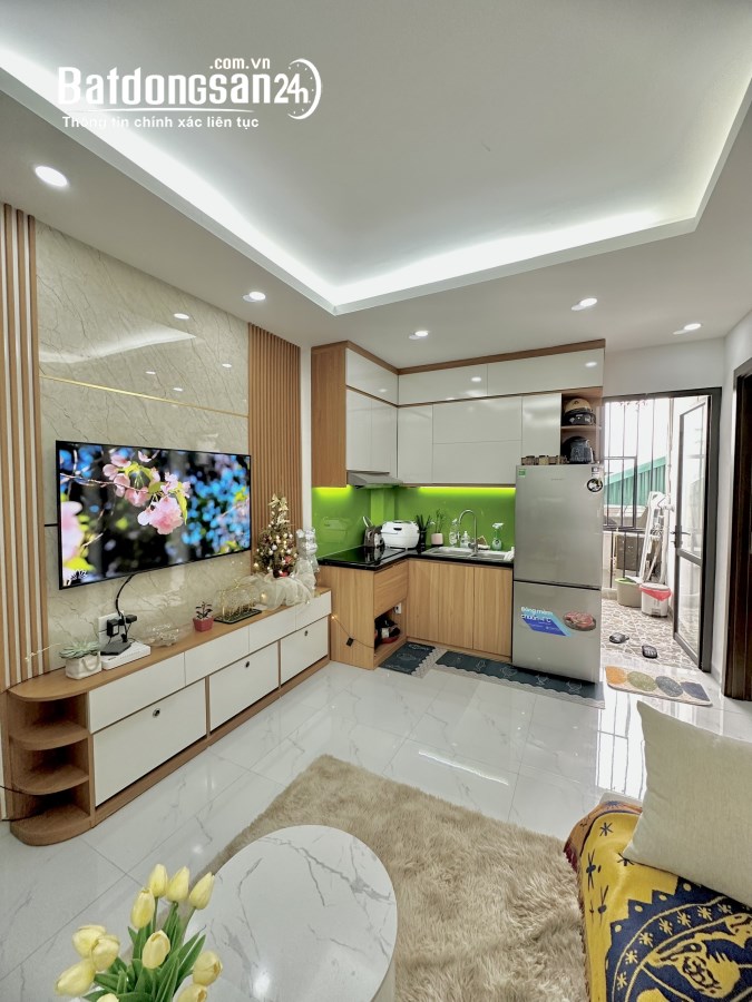 Chính chủ bán ccmn Trần Khát Chân 800tr/căn 35- 55m2 ngõ oto,nội thất cao cấp