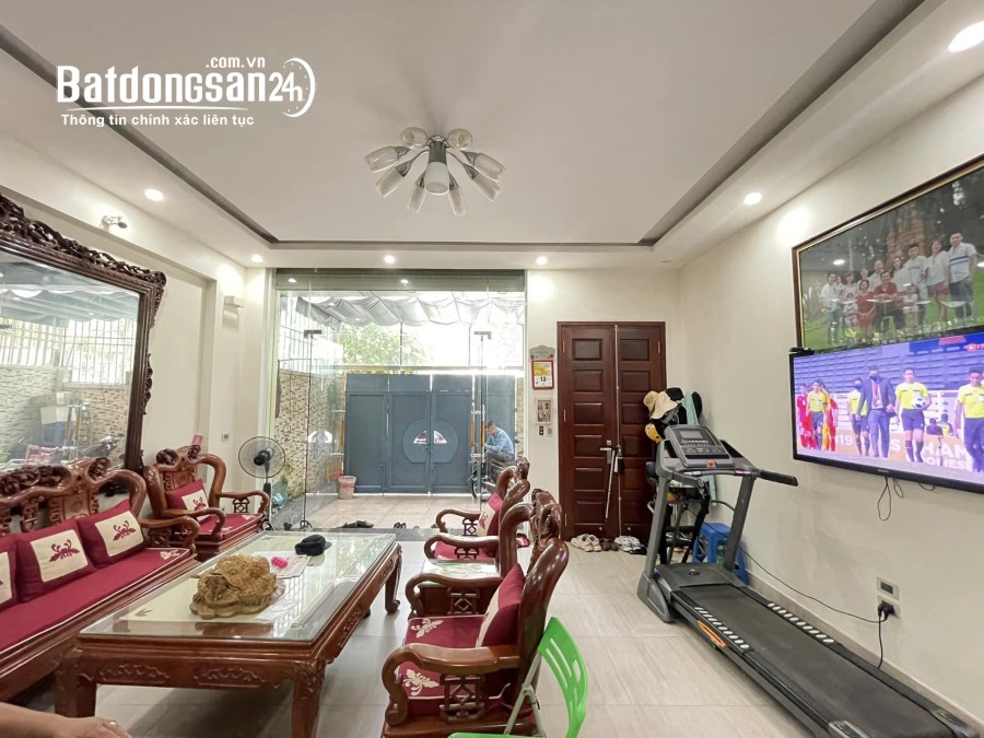 Bán nhà KĐT Văn Khê, vỉa hè kinh doanh, ô tô tránh, 50m2, 9.2 tỷ