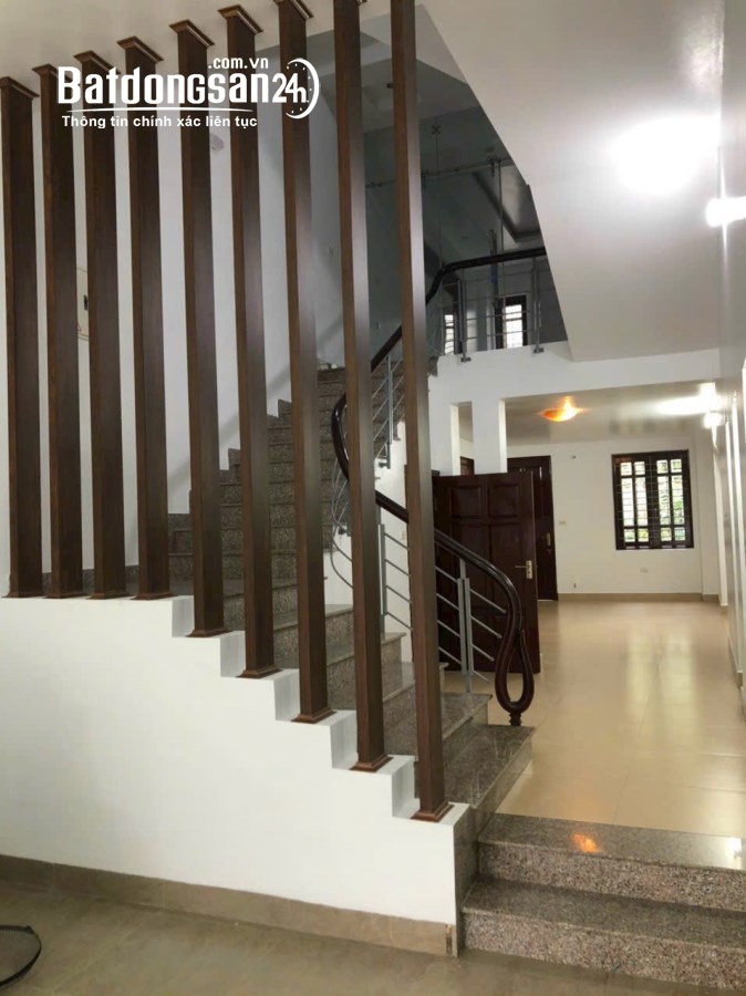 Bán nhà 4 tầng MP Bạch Năng Thi, Đông Nam Cường, TP HD, 72m2, mt 4m, 4 ngủ, chỉ 6 tỷ