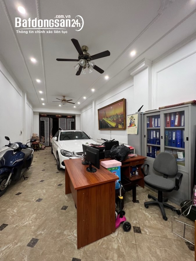 Bán nhà KĐT Văn Khê, phân lô vỉa hè ô tô tránh, 50m2, 9.1 tỷ