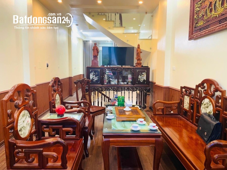 Nhà đẹp phố Nguyễn Lân 2 mặt tiền 41m2, 5 tầng view Hồ khu Quận Đội an sinh cực đỉnh