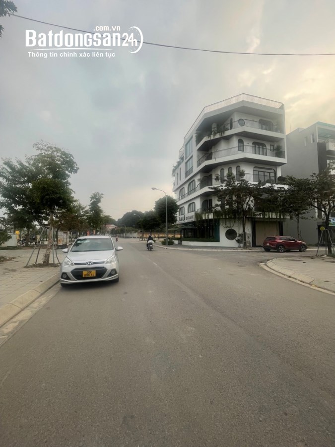 Phâm Lô Vỉa Hè-Ô Tô Tránh-Khu Biệt Thự LK-Cán Khê Nguyên Khê-Đông Anh-DT 260m²-MT 13m