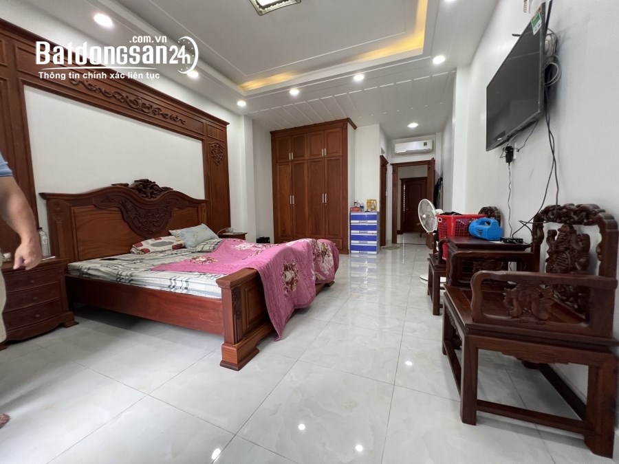 NHÀ BÁN HXH VĂN CAO, TÂN PHÚ - 76M2 - 4 TẦNG BTCT - HOÀN CÔNG ĐỦ - CHỈ 5 TỶ 6.