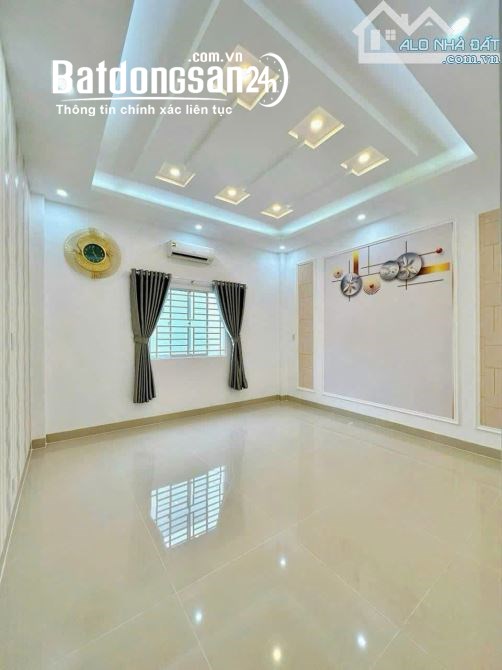 Bán nhà 1 trệt 2 lầu KDC Hưng Phú giá 5 tỷ 500 triệu