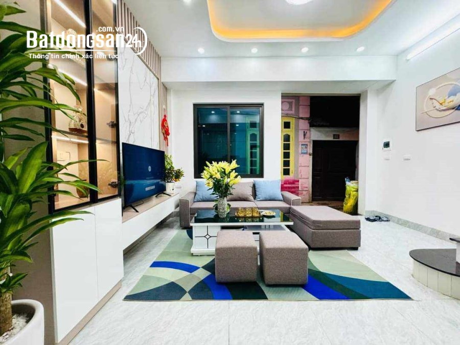 BÁN NHÀ KHU LÁNG HẠ DT30m2 5 TẦNG MT4m NHỈNH 3 TỶ
