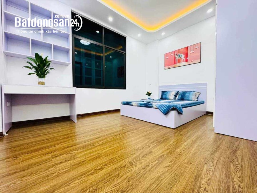 BÁN NHÀ KHU LÁNG HẠ DT30m2 5 TẦNG MT4m NHỈNH 3 TỶ