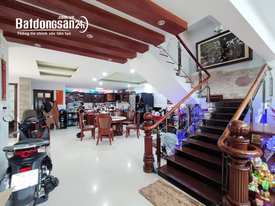 Bán Biệt Thự Siêu Víp Hoàng Bật Đạt, 188m2, Ngang 8m Nở Hậu, 4 Tầng Mới, Nhỉnh 14 Tỷ 