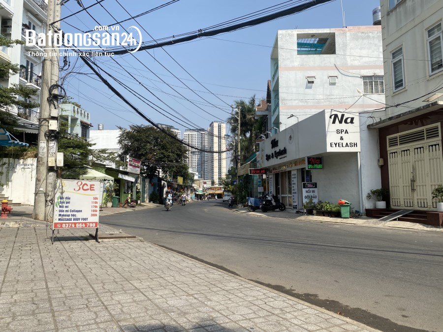 Bán nhà mặt tiền Nguyễn Tư Nghiêm, Bình Trưng Tây, Quận 2, DT 9x10,7m 1 Trệt 2 lầu