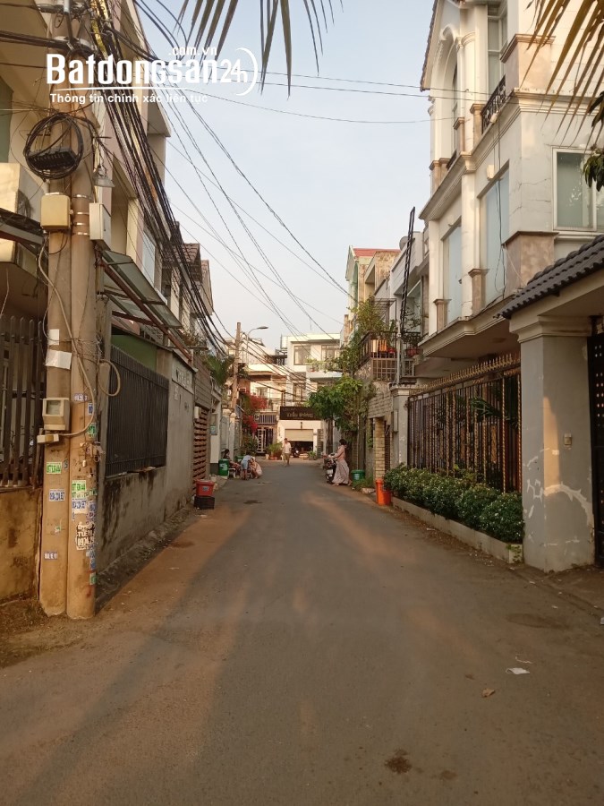 Bán nhà Tăng Nhơn Phú A quận 9, Hẻm ô tô, 3 Tầng, 80 m2, Ngang 6m, chỉ 5.9 tỷ