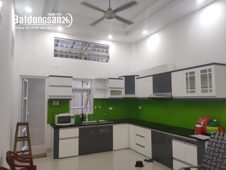 Bán nhà hẻm 93 Hoàng Hoa Thám, P.6, dt 68m2, 4 Tấm thong Lam Sơn giá 9.2 tỷ TL