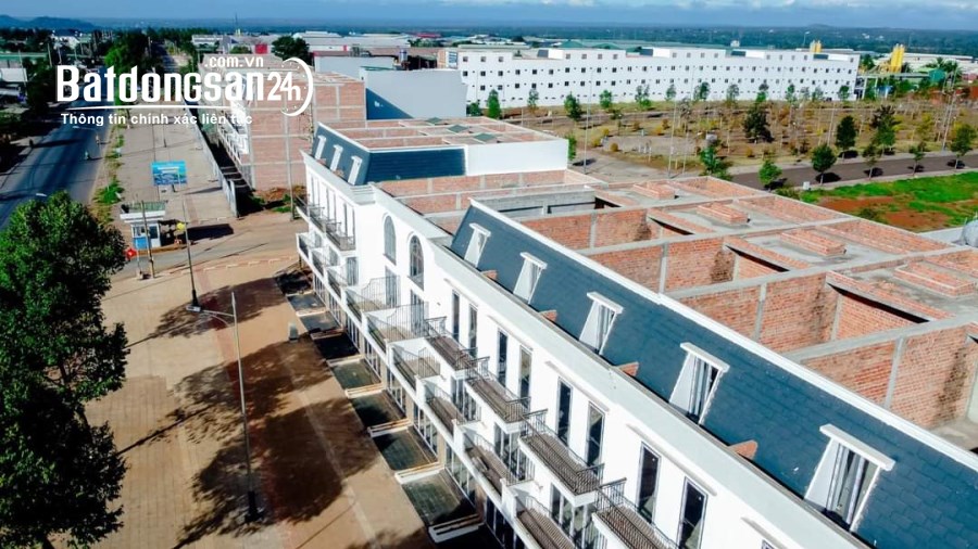 Bán lô góc 2 mặt tiền view hoa viên giá cực tốt đường Hà Huy Tập, chiết khấu cao.