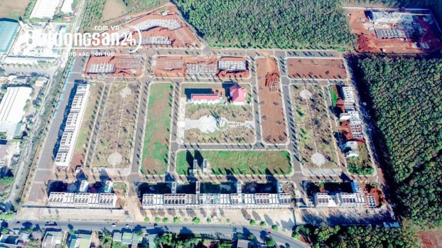 Bán lô góc 2 mặt tiền view hoa viên giá cực tốt đường Hà Huy Tập, chiết khấu cao.