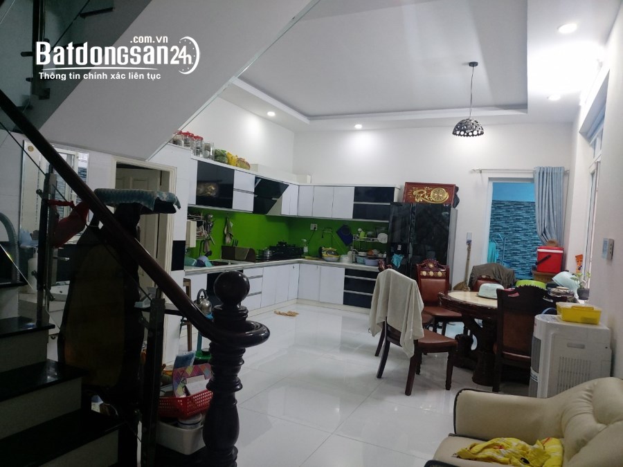 Bán nhà mặt phố Đường 339, Phường Phước Long B, TP Thủ Đức (Quận 9)