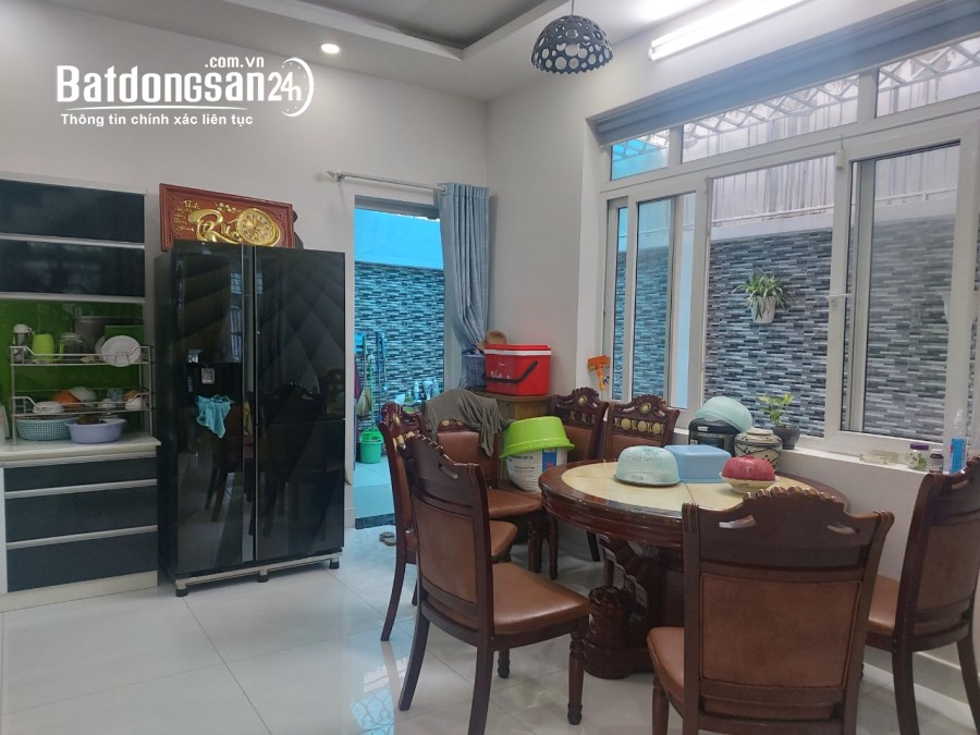 Bán nhà mặt phố Đường 339, Phường Phước Long B, TP Thủ Đức (Quận 9)