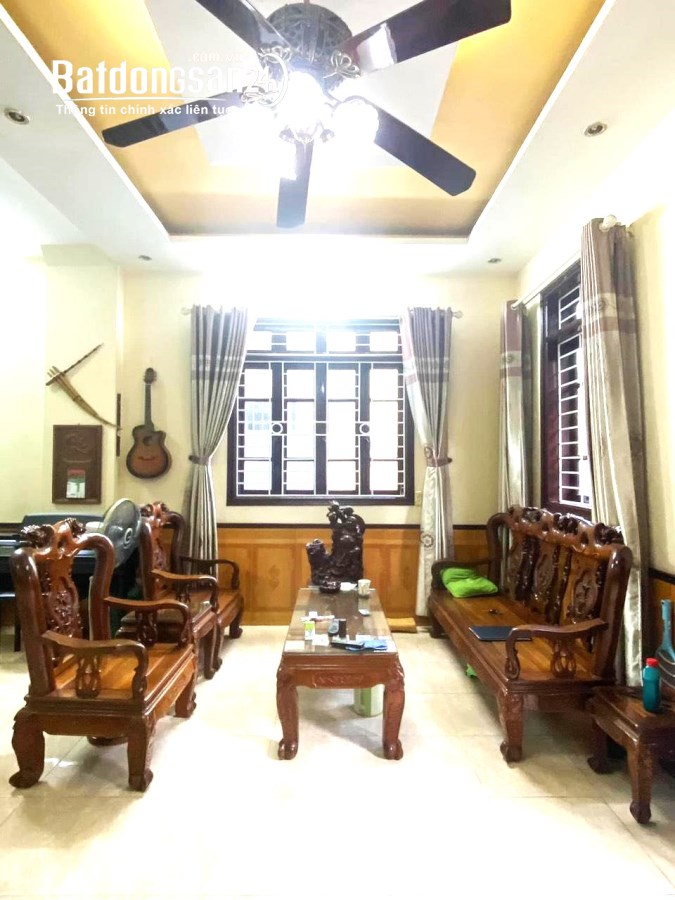 Bán Nhà Ngã 4 Canh- Biệt thự Pháp- 70m2- Hơn 70tr/m
