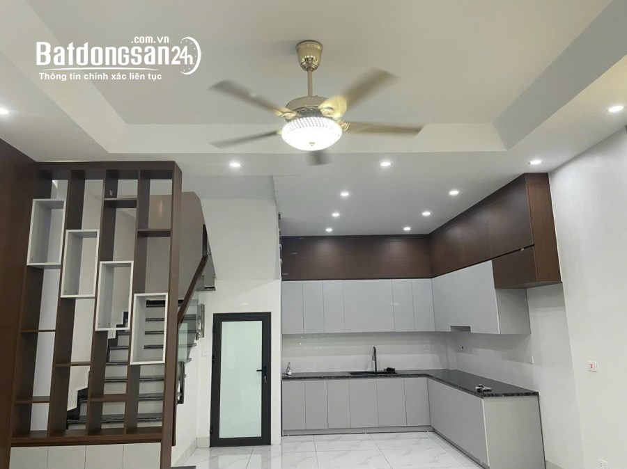 Bán nhà ngõ phố Vũ Hựu, ph Thanh Bình, TP HD, 45m2, 3 tầng, mt 5m, thiết kế hiện đại,