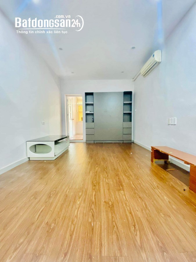 Bán căn hộ chung cư Đường Kim Liên, Phường Kim Liên, Quận Đống Đa
