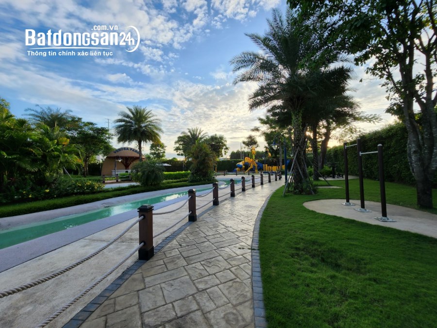 Bán nhà mặt phố Verosa Park Khang Điền, Đường Liên Phường, TP Thủ Đức (Quận 9)