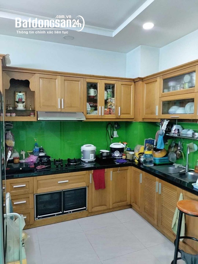 Bán nhà Đường Đất Thánh, Phường 6, Quận Tân Bình