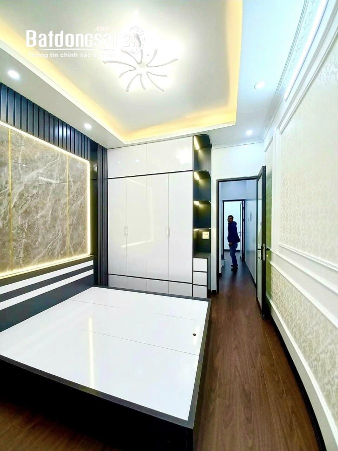 Bán nhà mặt phố Đường Láng, Phường Láng Hạ, Quận Đống Đa