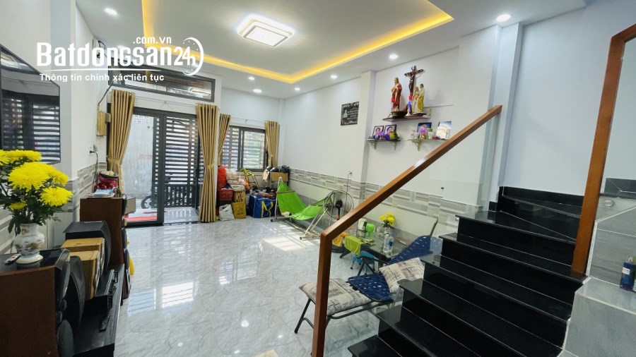 BÁN NHÀ LẠC LONG QUÂN, Q11, 39M2, NGANG 3.6, 4.2 TỶ  