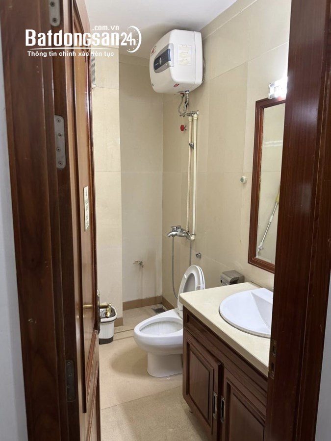 Trần Hưng Đạo 80M2 6 Tầng Thang Máy 28.5 Tỷ Nội Thất Cao Cấp-Ô TÔ Gần Phố