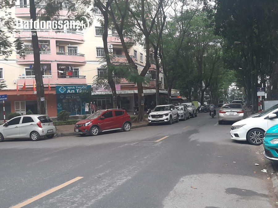 Chung cư Bán đảo Linh Đàm, Hoàng Mai, 3 Ngủ, Sổ đỏ, 3 tỷ. Full nội thất