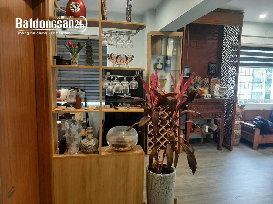 Chung cư Bán đảo Linh Đàm, Hoàng Mai, 3 Ngủ, Sổ đỏ, 3 tỷ. Full nội thất