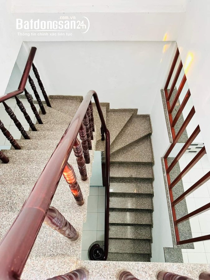 Bán nhà Đường 212, Phường Tân Phú, TP Thủ Đức (Quận 9)