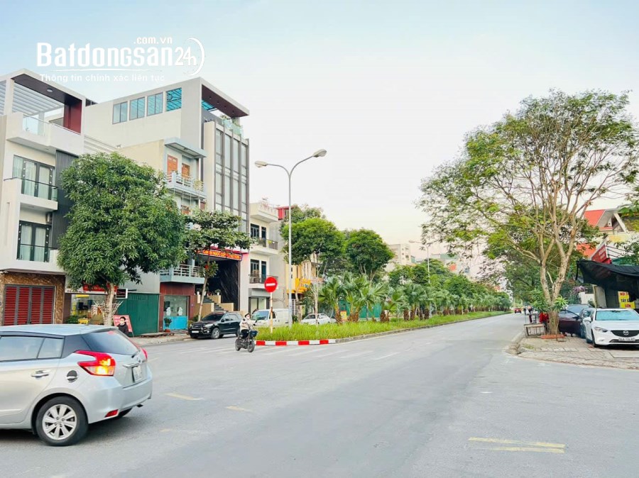 Bán đất mặt đường Phạm Văn Đồng, ph Thanh Bình, TP HD, 80m2, mt 4m, hướng nam