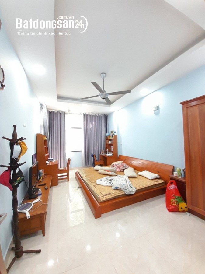 TIN THẬT:Nhà Mặt tiền 4 tầng,9x16 đường Man Thiện,Hiệp Phú,Quận 9