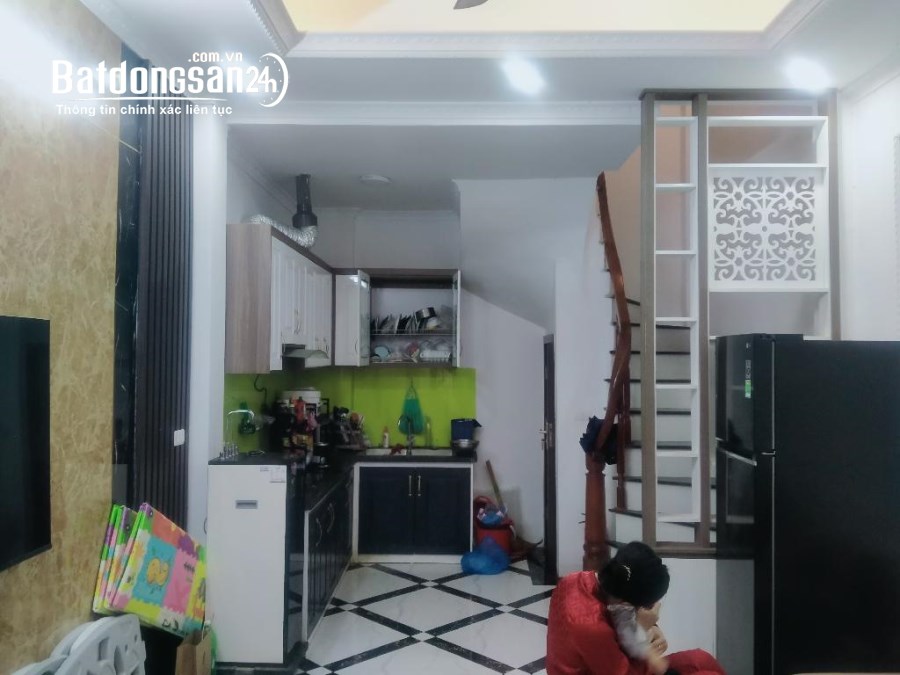 Bán gấp nhà Văn Quán 30m ngõ thông tứ tung giá rẻ nhất khu vực