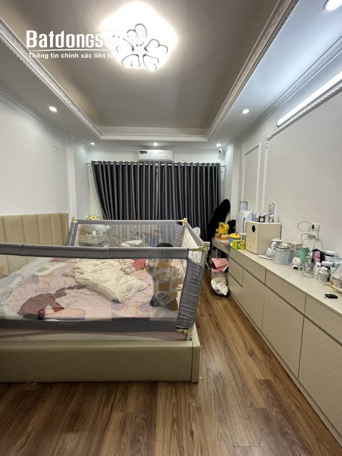 Bán gấp nhà Văn Quán 30m ngõ thông tứ tung giá rẻ nhất khu vực