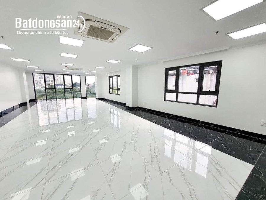 Bán toà Văn Phòng - mặt phố Bưởi - 80m2 x 9T - Xây mới cứng - 2 mặt tiền - Thoáng vĩn
