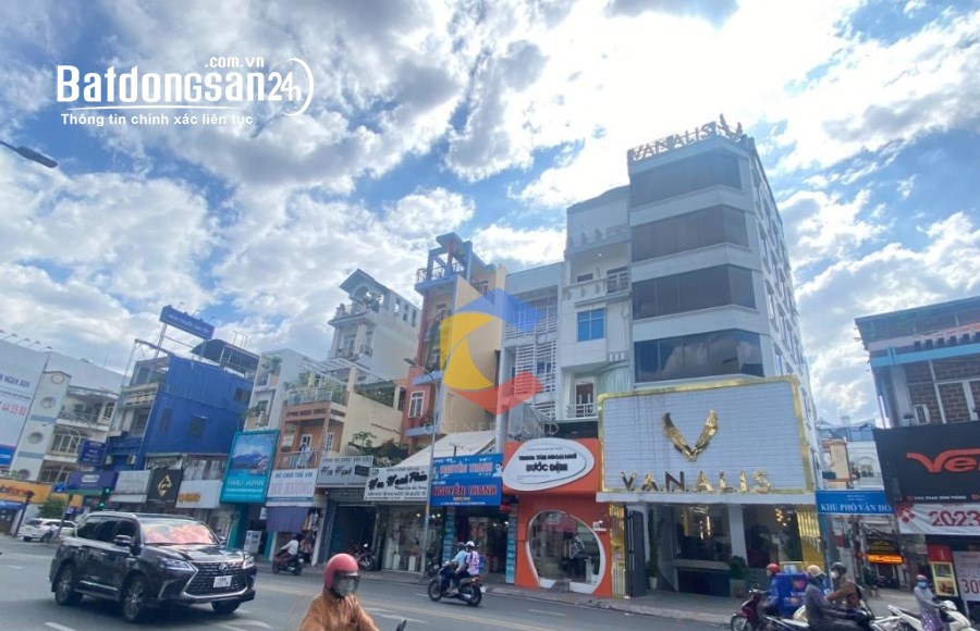 Cho thuê nhà mặt phố Đường Phan Đình Phùng, Phường 11, Quận Phú Nhuận
