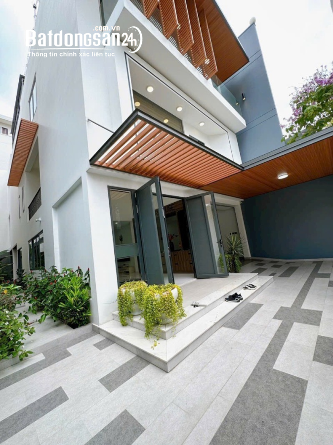 HẺM XE TẢI 10M - BIỆT THỰ - PHƯỚC KIỂN -  NHÀ BÈ - 3 TÂNG - 250M2 -  27.7 TỶ.
