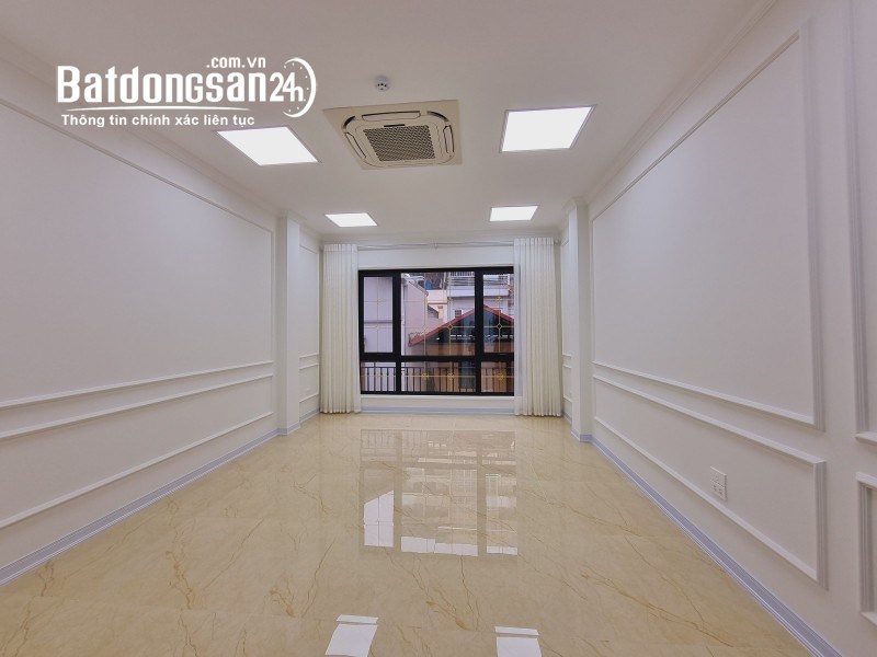 Bán nhà mặt phố Phố Trần Quốc Hoàn, Phường Dịch Vọng Hậu, Quận Cầu Giấy