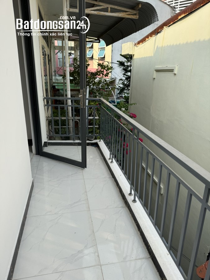 Cho thuê nhà 1 trệt 1 lầu 117 Đường Hoàng Văn Thụ vào hẻm 50m tới nhà.
