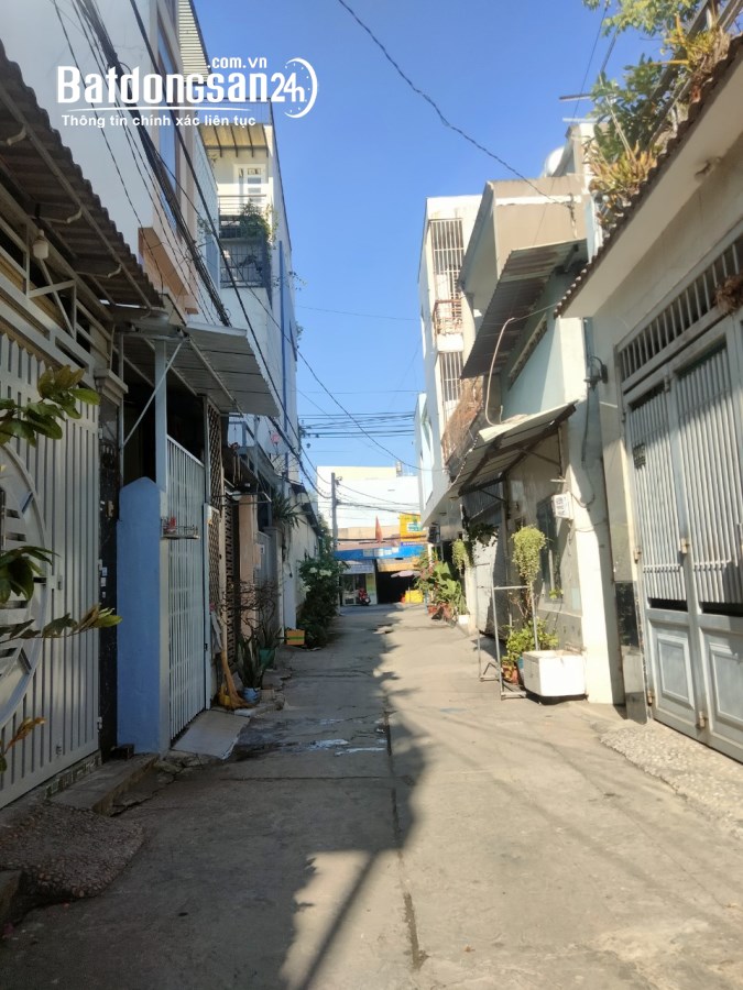 BÁN GẤP NHÀ HẺM XE HƠI - NGUYỄN THỊ ĐẶNG QUẬN 12, 77M2, 4 TẦNG CHỈ 5 TỶ TL