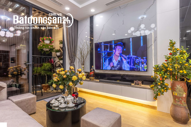 Bố mẹ em cần bán căn hộ 107m2 chung cư cao cấp HDI Tây Hồ đường Võ Chí Công.
