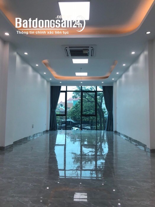 TOÀ NHÀ 7 TẦNG - MẶT PHỐĐường Hòe Thị, Phường Phương Canh