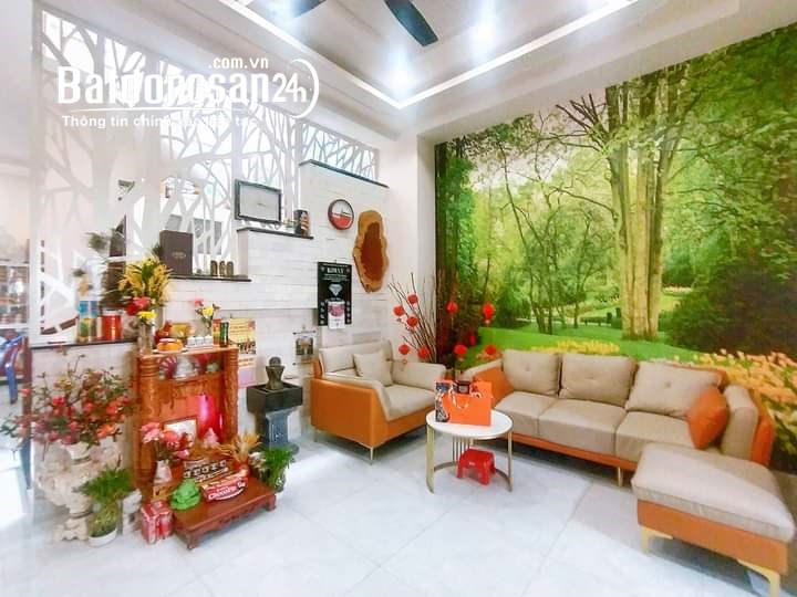 Bán nhà mặt phố Đường 13, Phường Linh Xuân, Tp Thủ Đức